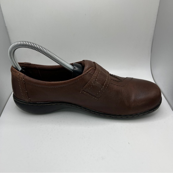 Women’s Clarks Slip-On Shoes Size 7 - Picture 8 of 10